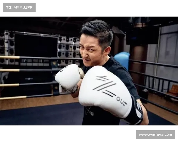 面对压力不退缩,邹市明连夜回应网友质疑:妻子消费观惹祸? 面对压力不退缩,邹市明连夜回应网友质疑:妻子消费观惹祸?